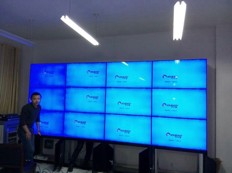 甘肅天?？h食品藥品監(jiān)督管理局46寸3X4現(xiàn)場安裝