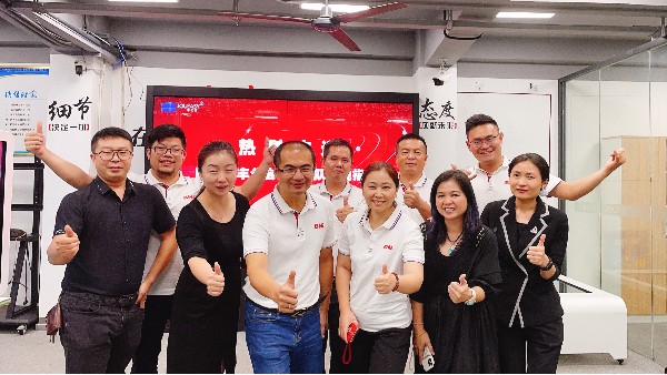 中億?？萍?xì)g迎印度客戶(hù)朋友蒞臨參觀(guān)考察