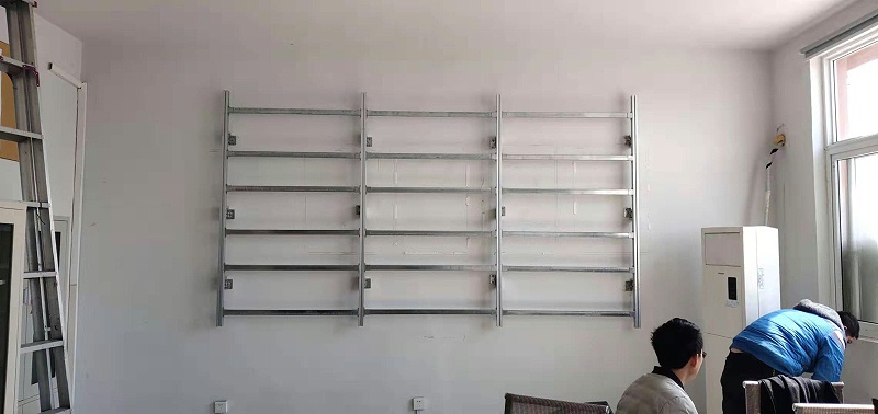 河南省沁潤澤環(huán)?？萍脊煞萦邢薰?9寸3X3液晶拼接