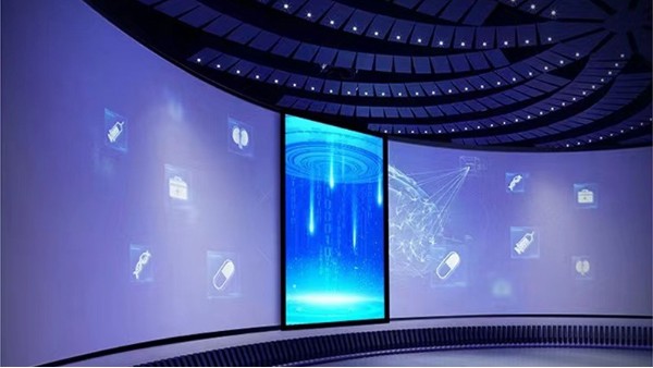 多角度觀看體驗，提供個性化顯示——滑軌屏